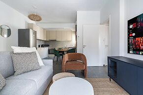 Coastal Oasis Family Suite
