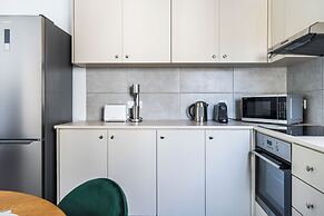 Coastal Oasis Family Suite
