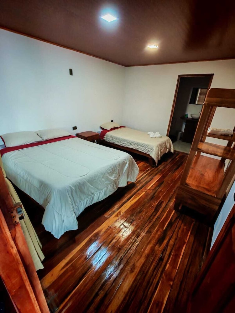 hotel rey
