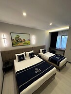 Loft Park Hotel - Airport 10 Minutes