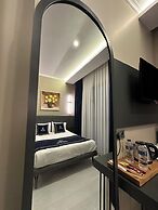 Loft Park Hotel - Airport 10 Minutes