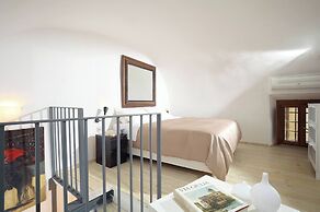 Manray Charming and Modern Ground Floor Loft