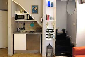 Mir Small Loft on Giulia Street