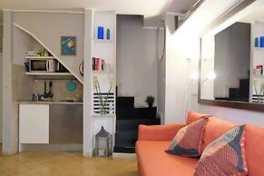 Mir Small Loft on Giulia Street