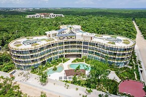 Mistiq Gardens 2