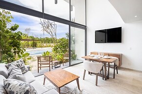 Mistiq Gardens 2