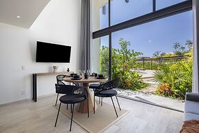 Mistiq Gardens 2