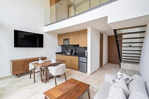 Mistiq Gardens 2