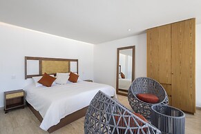 Mistiq Gardens 2