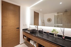 Mistiq Gardens 2