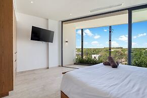 Mistiq Gardens 2