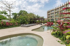 Mistiq Gardens 2