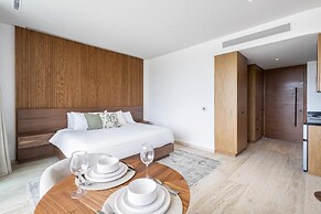 Mistiq Gardens 2
