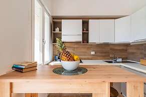 Sardinian Pearl Retreat-Beach House