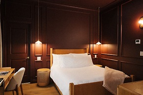 Hotel Morado