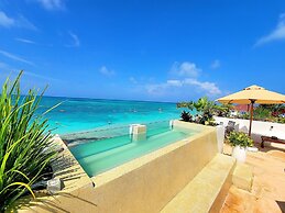 Aluna Beach House