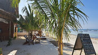 Aluna Beach House