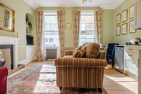 Stunning 1 Bedroom Flat in Central Bath