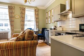 Stunning 1 Bedroom Flat in Central Bath