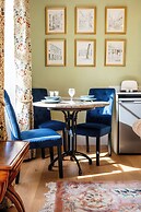 Stunning 1 Bedroom Flat in Central Bath