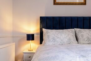 Stunning 1 Bedroom Flat in Central Bath