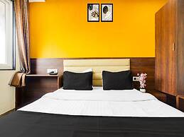 Deluxe Hotel Gaurav Palace