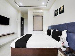 Deluxe Hotel Gaurav Palace