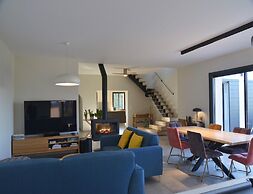 Gorgeous Mansion for 6 in Barjac