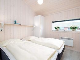 4 Star Holiday Home in Grossenbrode