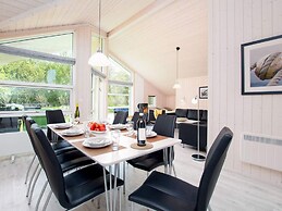 4 Star Holiday Home in Grossenbrode