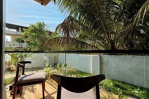Casa Eternal Beach Resort & Spa