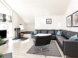 4 Star Holiday Home in Grossenbrode