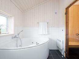 4 Star Holiday Home in Grossenbrode