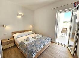 Adriatic Guesthouse Balota With Shared Pool