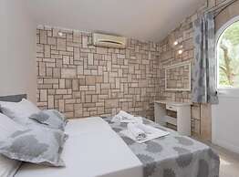 Adriatic Guesthouse Balota With Shared Pool
