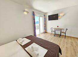 Adriatic Guesthouse Balota With Shared Pool