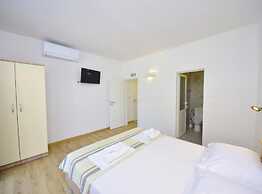 Adriatic Guesthouse Balota With Shared Pool