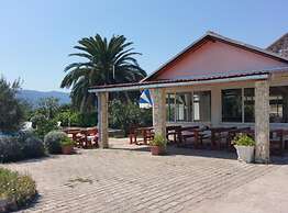 Adriatic Guesthouse Balota With Shared Pool