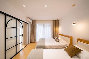 Book and Bed-Nanjing West Road