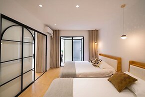 Book and Bed-Nanjing West Road