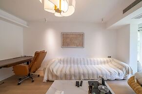Book and Bed-Nanjing West Road