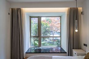 Book and Bed-Nanjing West Road