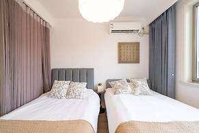 Book and Bed-Nanjing West Road
