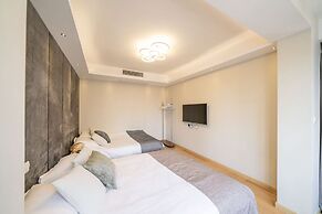 Book and Bed-Nanjing West Road