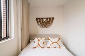 Book and Bed-Nanjing West Road