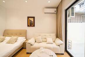 Book and Bed-Nanjing West Road