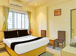 Classic With Twin Bed Collection O Viman Nagar