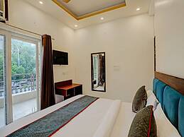 Classic With Balcony Admire55