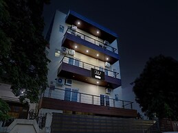 Classic With Balcony Admire55