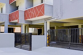 Deluxe Srinivasa Residency